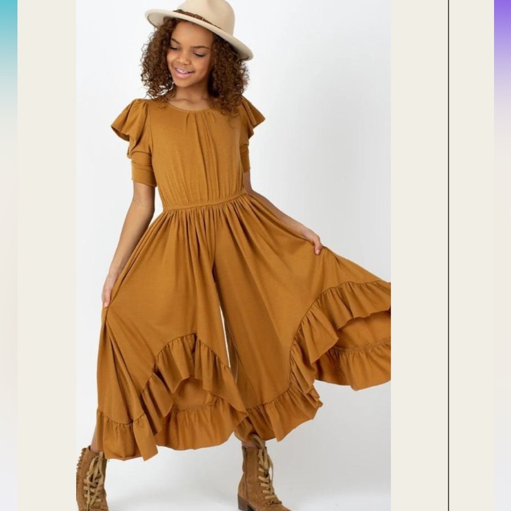 Mia Joy mustard romper, long flowy, 14T, smoke free